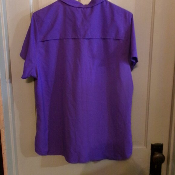 Brand New with Tags Purple Cabela's Snap Down Women's XL Top - Picture 4 of 5